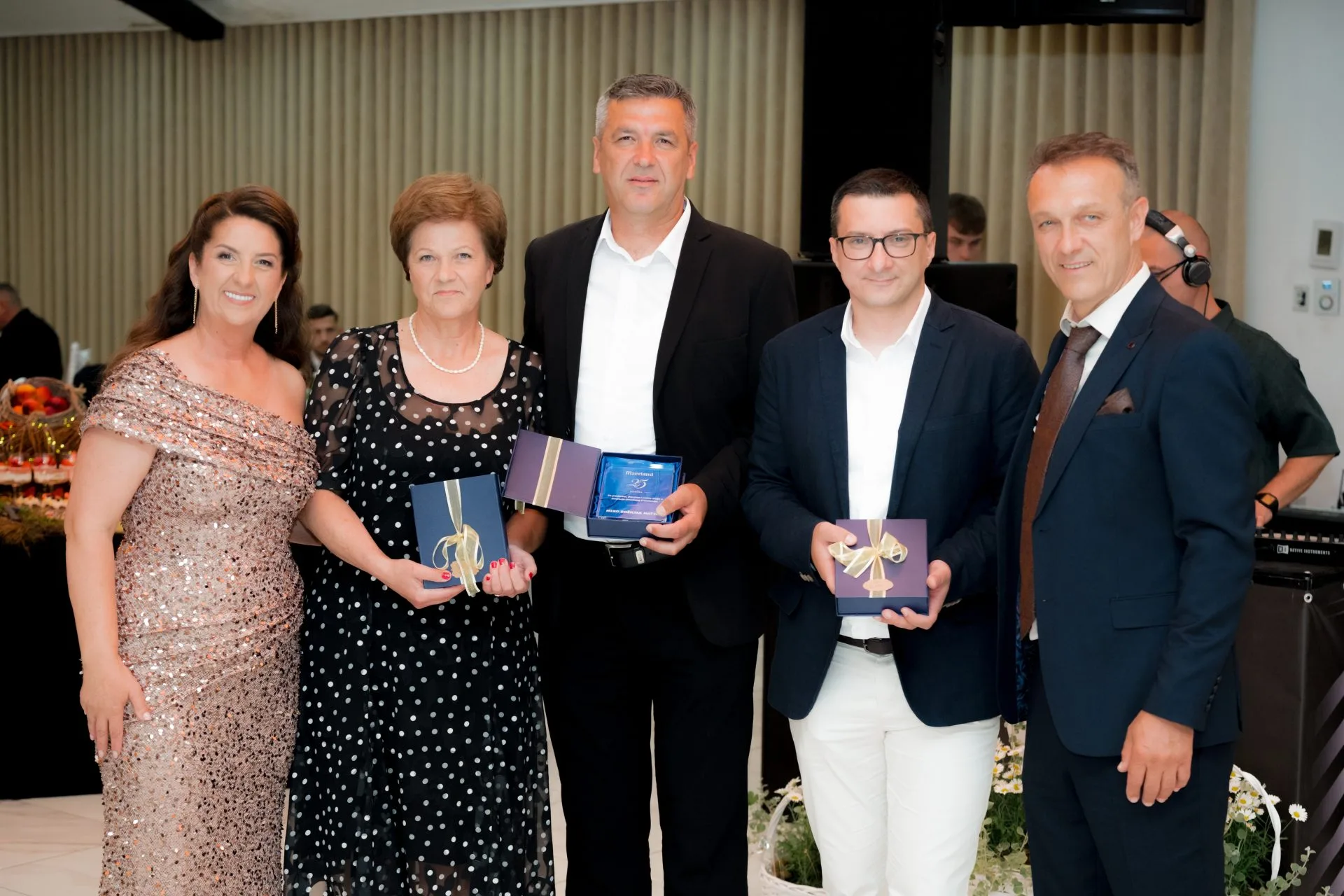 Gala večer za pamćenje povodom 25 godina Frizerlanda 9